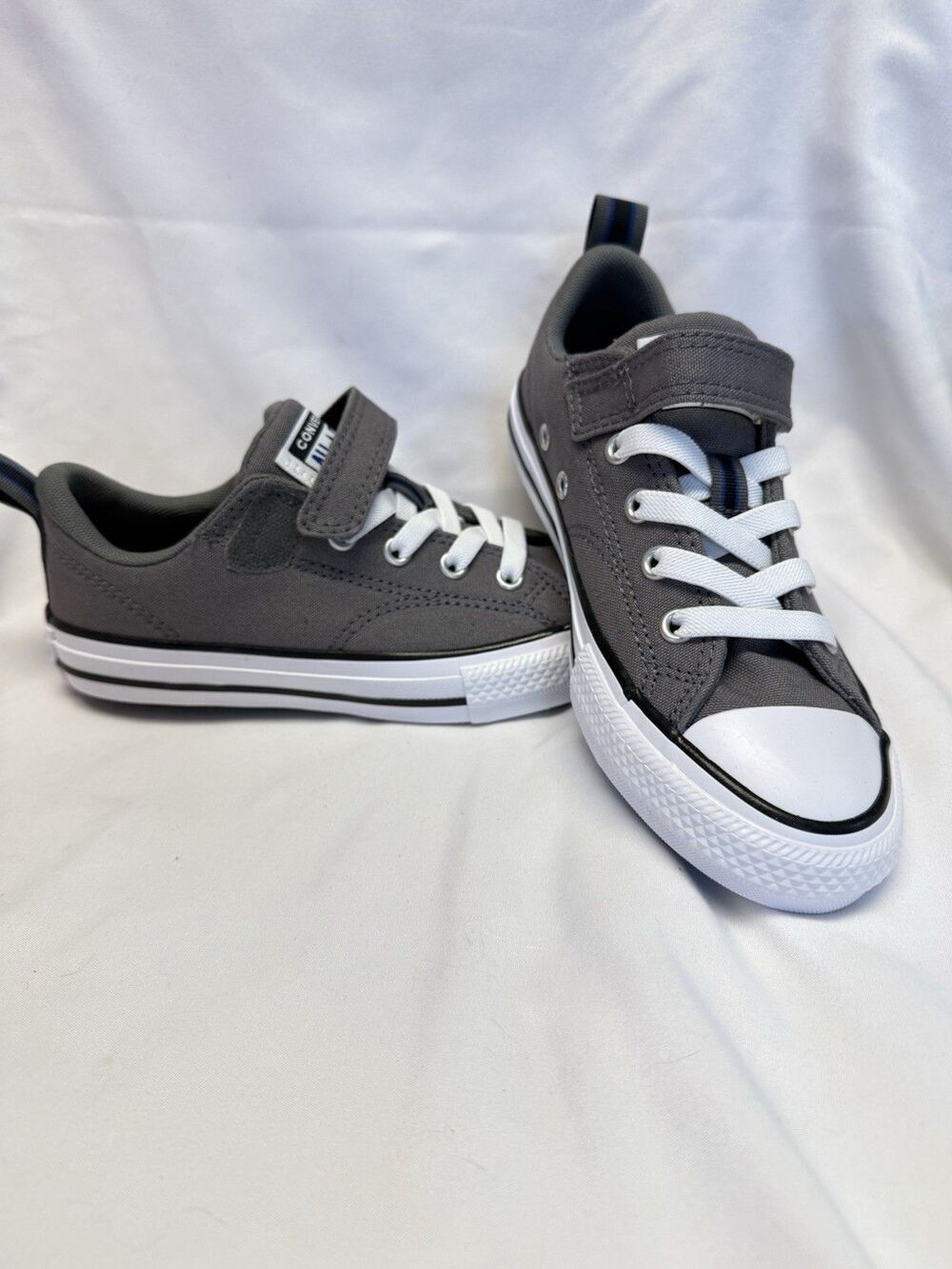 Converse CTAS Malden Street 1V Ox Gray  Unisex Kids Sneaker Sz 2Y New